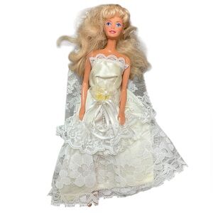 Barbie Mattel Vintage Bride Collectible Doll EUC